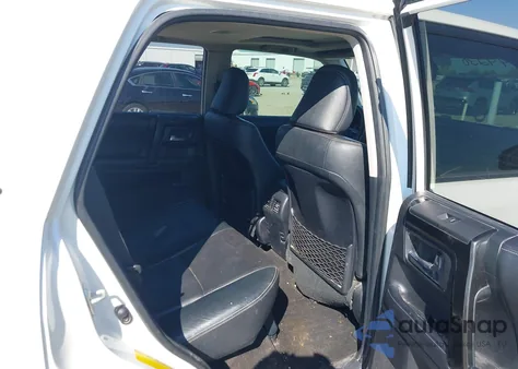 2019 Toyota 4Runner Limited Nightshade z USA, uszkodzony, nr VIN JTEBU5JR6K5707712